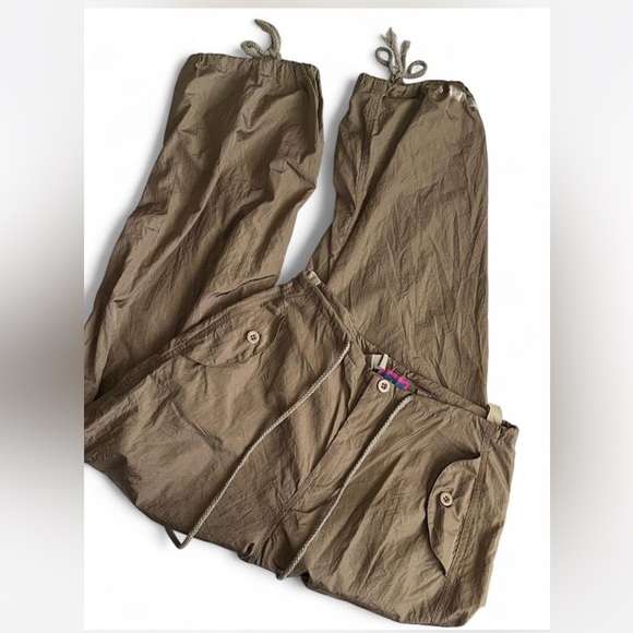 Edikted Khaki Cargo Pants with ties at ankle and button pockets Xs/ S - Picture 3 of 4
